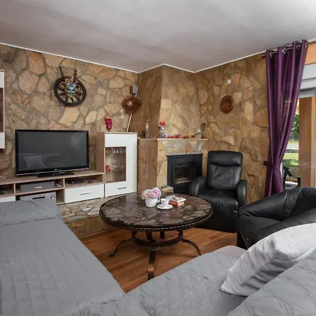 Lola - Lbn381 By Interhome Holiday home *