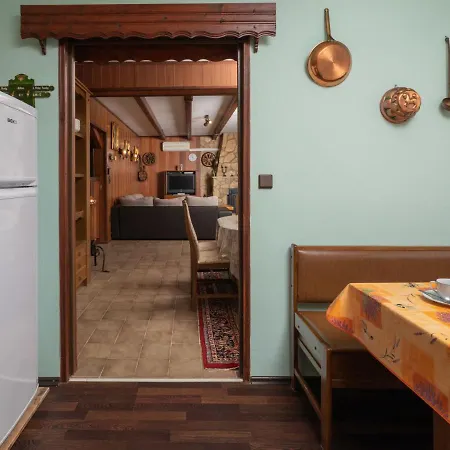 Lola - Lbn381 By Interhome