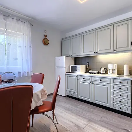 Lola By Interhome * Labin (Istria)