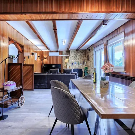 Lola By Interhome Casa vacanze